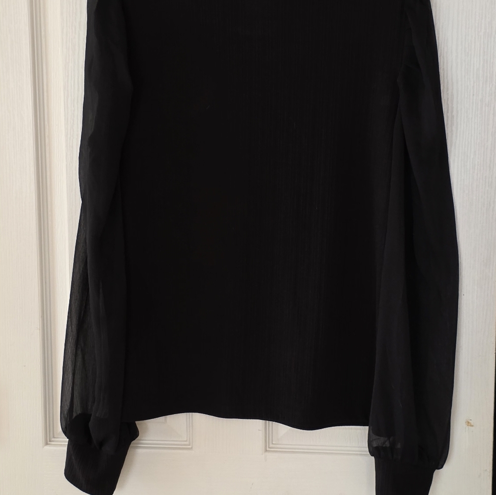 Nine West Elegant Black Blouse - Picture 9 of 9